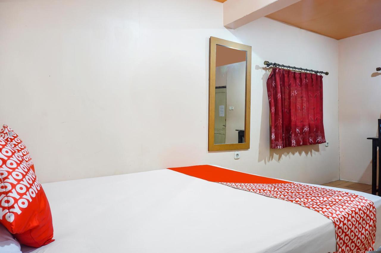 OYO 90923 Makassar Cottage Balangberu Exteriör bild